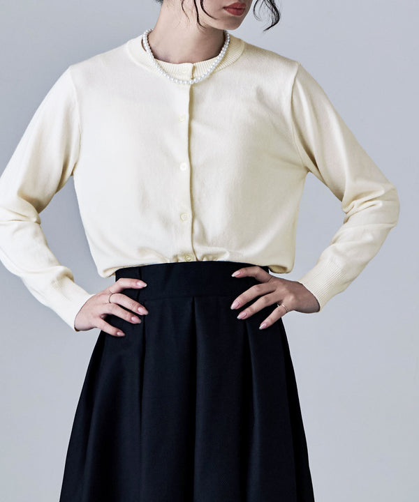 {"color":"\u30aa\u30d5\u30db\u30ef\u30a4\u30c8","info":"model\uff1aH166cm size\uff1aM"}