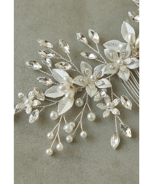 {"color":"","info":""}