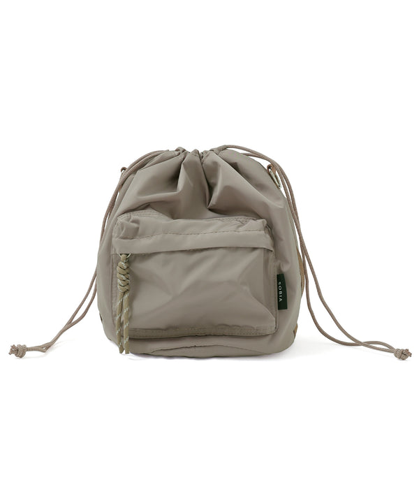 {"color":"\u30d9\u30fc\u30b8\u30e5","info":"model\uff1aH155cm size\uff1aF"}
