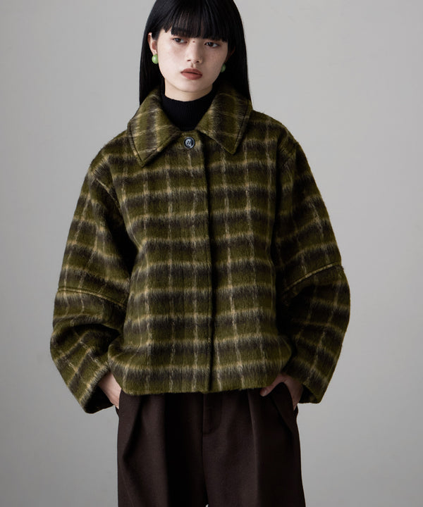 {"color":"\u30ab\u30fc\u30ad","info":"model\uff1aH163cm size\uff1aF"}