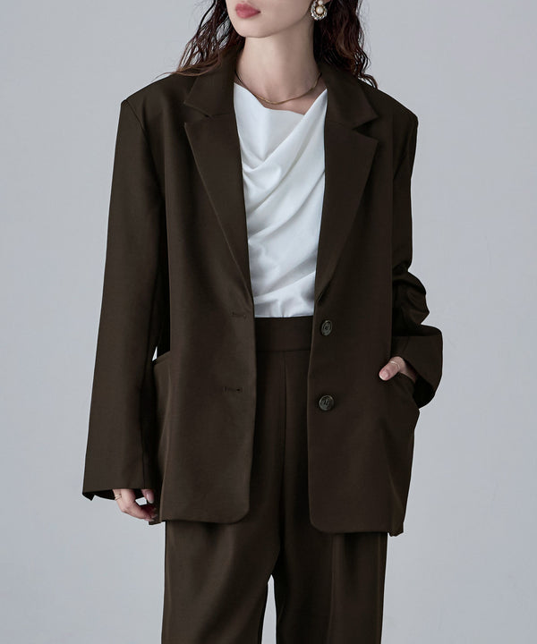 {"color":"\u30d6\u30e9\u30a6\u30f3","info":"model\uff1aH166cm size\uff1aM"}