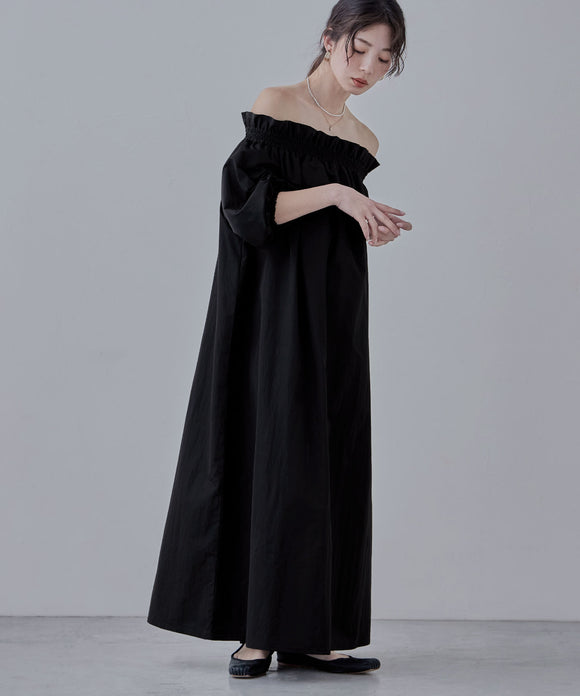 {"color":"\u30d6\u30e9\u30c3\u30af","info":"model\uff1aH166cm size\uff1aM"}