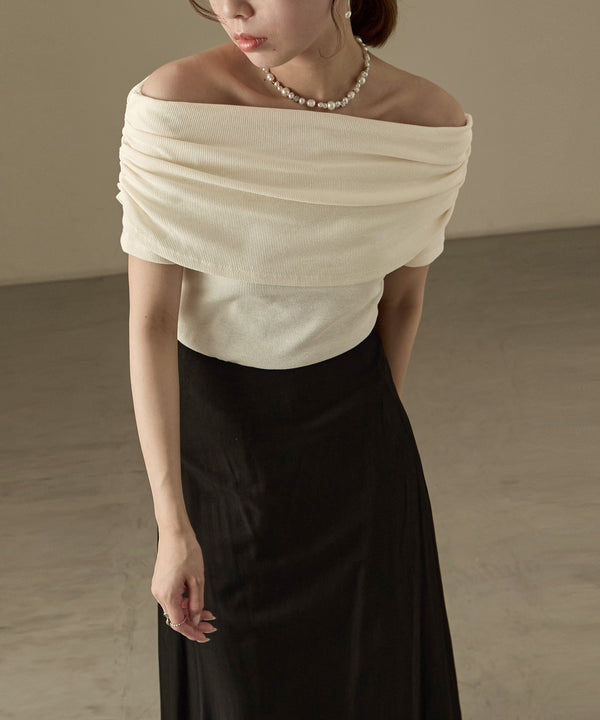 {"color":"\u30a2\u30a4\u30dc\u30ea\u30fc","info":"model\uff1aH158cm size\uff1aF"}