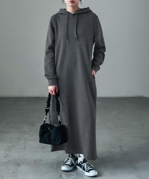 {"color":"\u30c1\u30e3\u30b3\u30fc\u30eb","info":"model\uff1aH158cm size\uff1aM"}