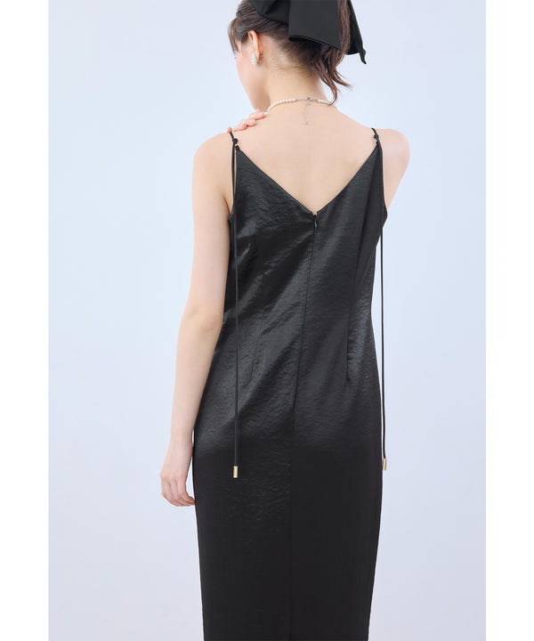 {"color":"\u30d6\u30e9\u30c3\u30af","info":"model\uff1aH166cm size\uff1aM"}