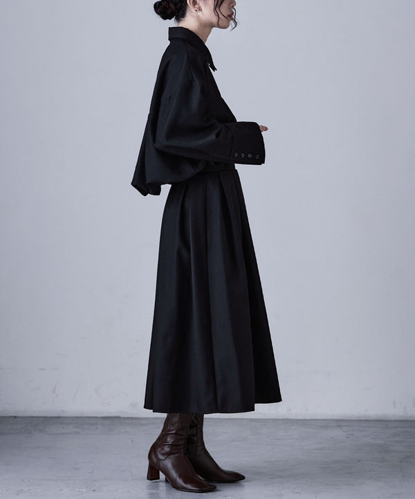 {"color":"\u30d6\u30e9\u30c3\u30af","info":"model\uff1aH166cm size\uff1aF"}