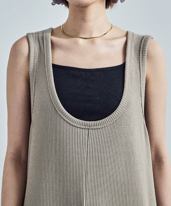 {"color":"","info":""}