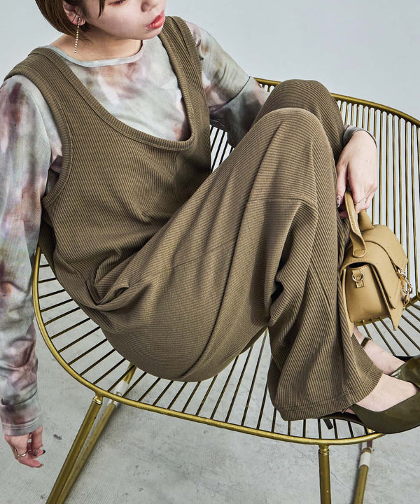 {"color":"\u30ab\u30fc\u30ad","info":"model\uff1aH158cm size\uff1aM"}