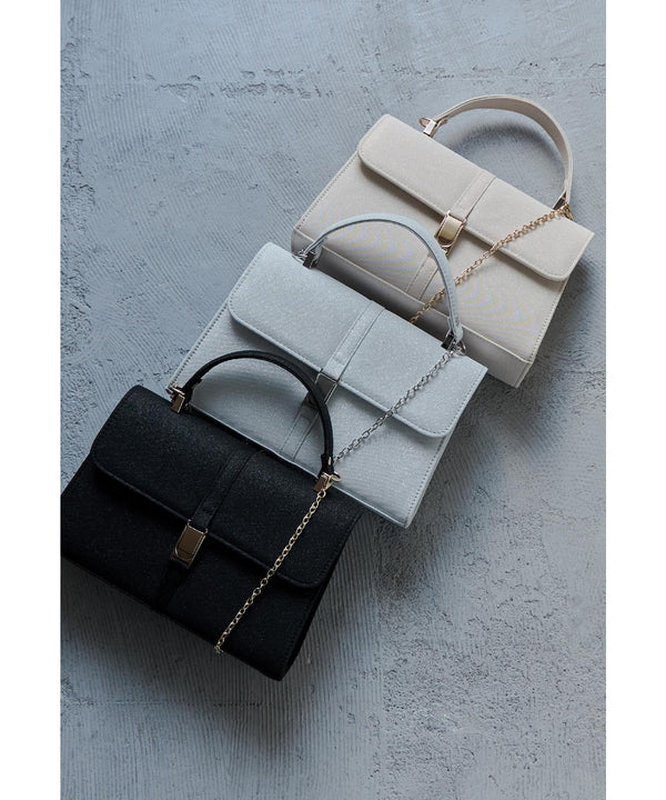 {"color":"","info":""}