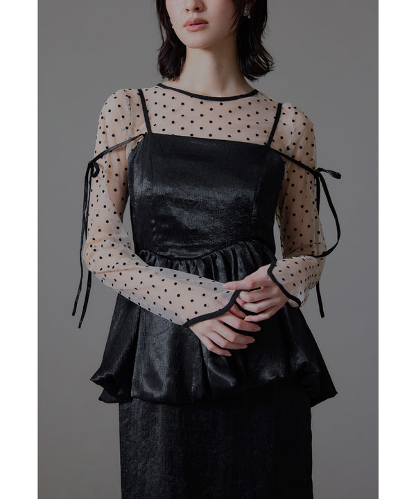 {"color":"\u30d6\u30e9\u30c3\u30af","info":"model\uff1aH166cm size\uff1aM"}