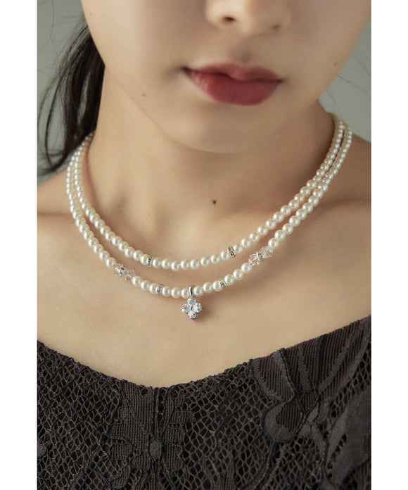 {"color":"\u30b7\u30eb\u30d0\u30fc","info":""}