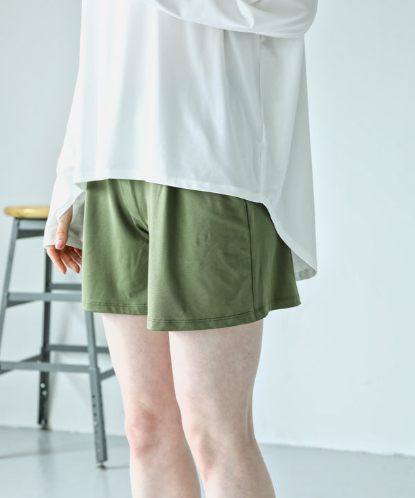 {"color":"\u30aa\u30d5\u30db\u30ef\u30a4\u30c8\u00d7\u30ab\u30fc\u30ad","info":"model\uff1aH166cm size\uff1aM-L"}