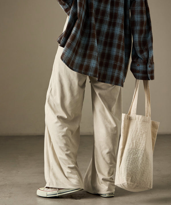 {"color":"\u30a2\u30a4\u30dc\u30ea\u30fc","info":"model\uff1aH158cm size\uff1aM"}