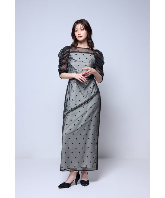 {"color":"\u30d6\u30e9\u30c3\u30af\u00d7\u30db\u30ef\u30a4\u30c8","info":"model\uff1aH166cm size\uff1aM"}