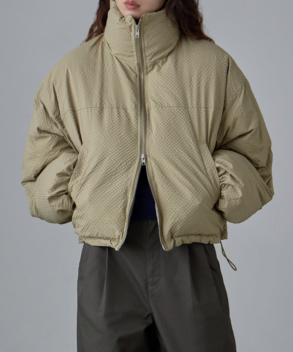 {"color":"\u30d9\u30fc\u30b8\u30e5","info":"model\uff1aH166cm size\uff1aF"}