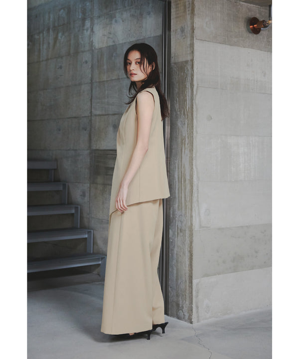 {"color":"\u30d9\u30fc\u30b8\u30e5","info":"model\uff1aH166cm size\uff1aM"}