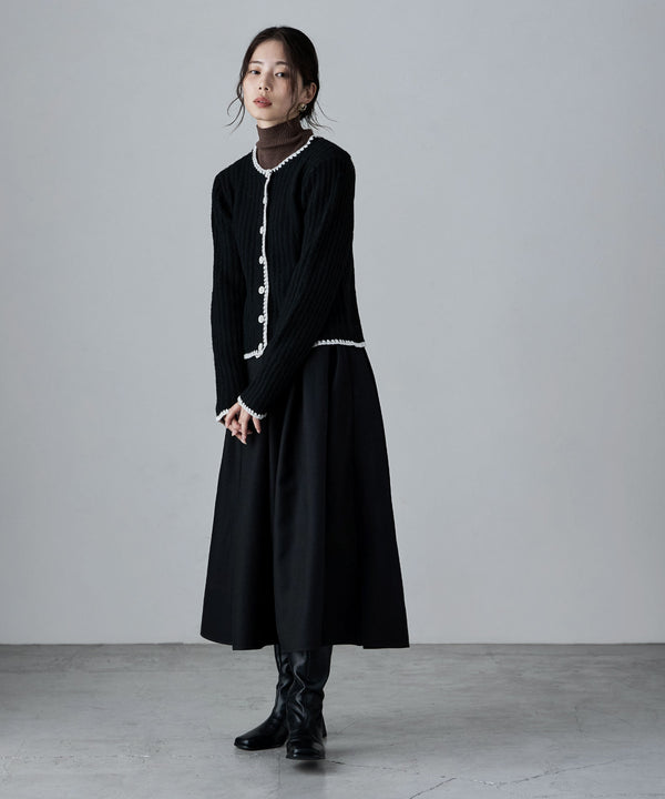 {"color":"\u30d6\u30e9\u30c3\u30af","info":"model\uff1aH166cm size\uff1aF"}