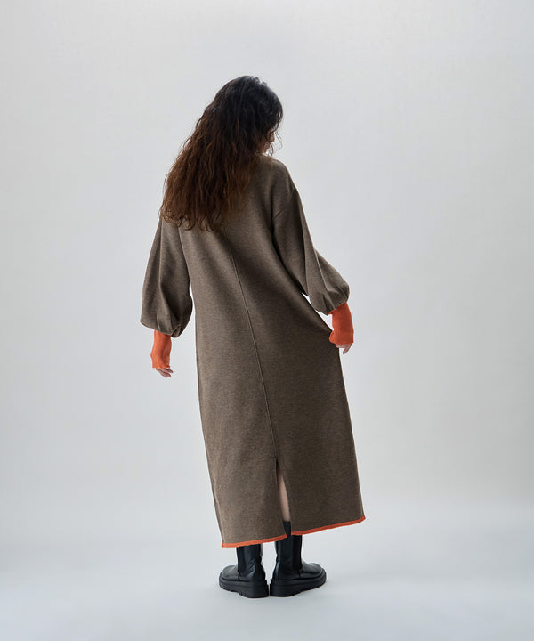 {"color":"\u30e2\u30ab","info":"model\uff1aH166cm size\uff1aM"}