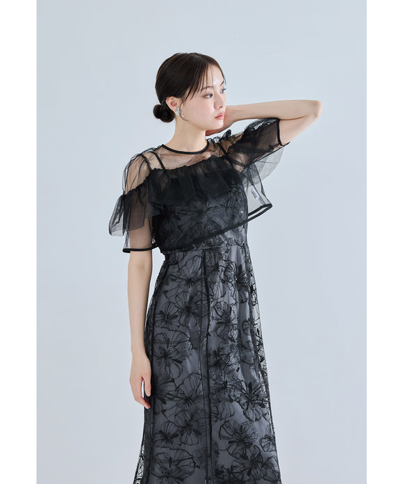 {"color":"\u30d6\u30e9\u30c3\u30af","info":"model\uff1aH167cm size\uff1aM"}