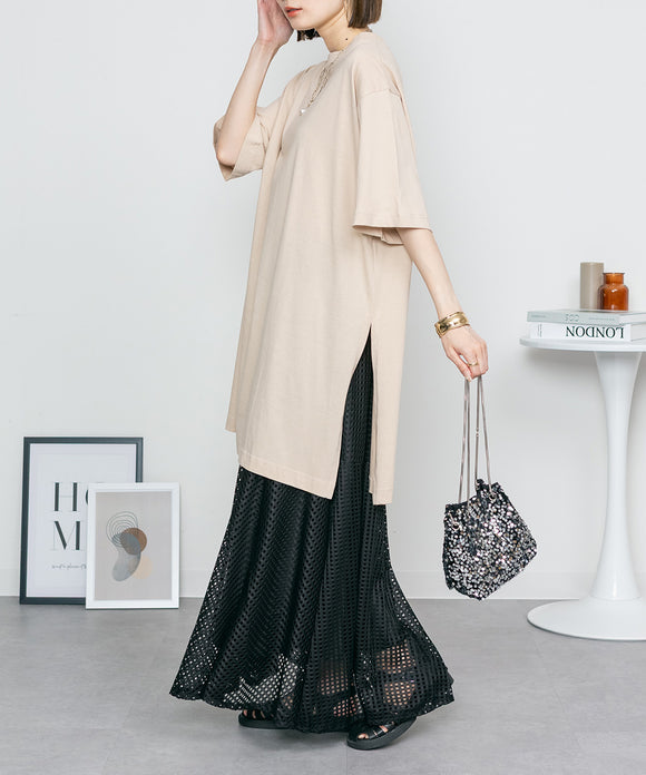 {"color":"\u30e9\u30a4\u30c8\u30d9\u30fc\u30b8\u30e5","info":"model\uff1aH162cm size\uff1aM-L"}