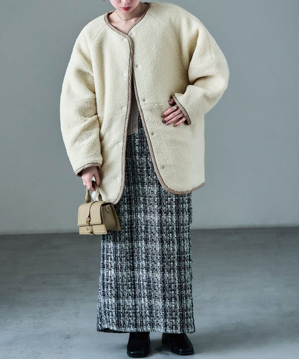 {"color":"\u30a2\u30a4\u30dc\u30ea\u30fc","info":""}