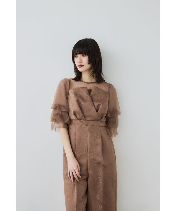 {"color":"\u30d6\u30e9\u30a6\u30f3","info":"model\uff1aH166cm size\uff1aM"}