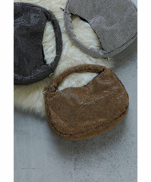 {"color":"\u30b4\u30fc\u30eb\u30c9","info":""}