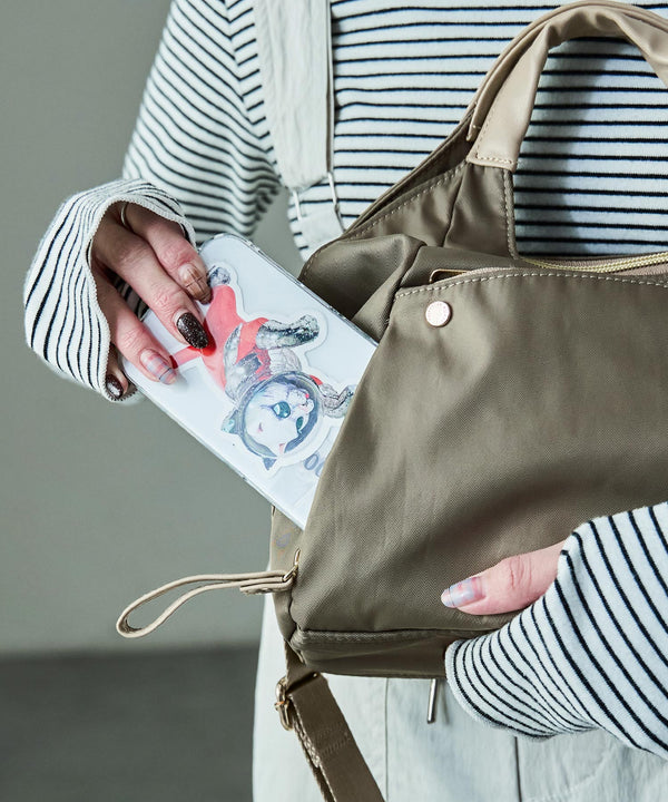 {"color":"\u30b0\u30ec\u30fc\u30b8\u30e5","info":"model\uff1aH158cm size\uff1aF"}