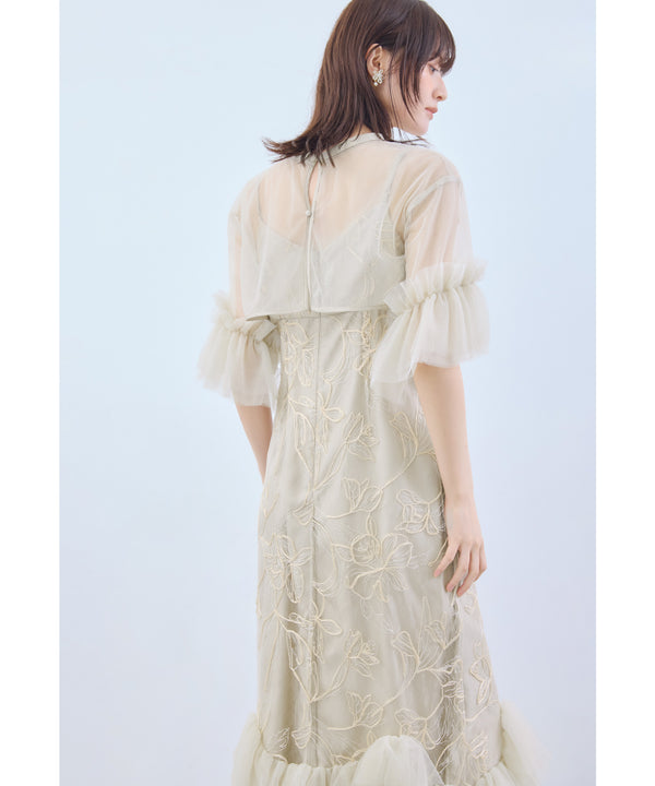 {"color":"\u30d9\u30fc\u30b8\u30e5","info":"model\uff1aH166cm size\uff1aM"}
