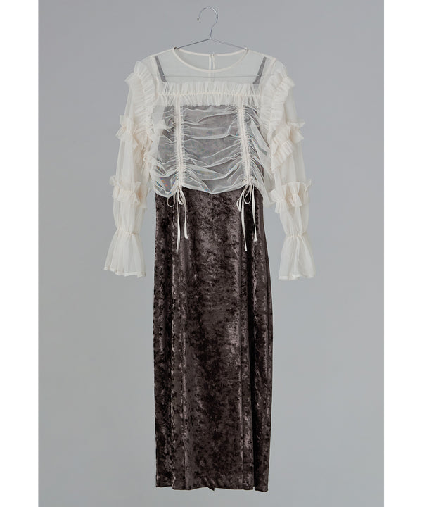 {"color":"\u30d6\u30e9\u30a6\u30f3","info":""}