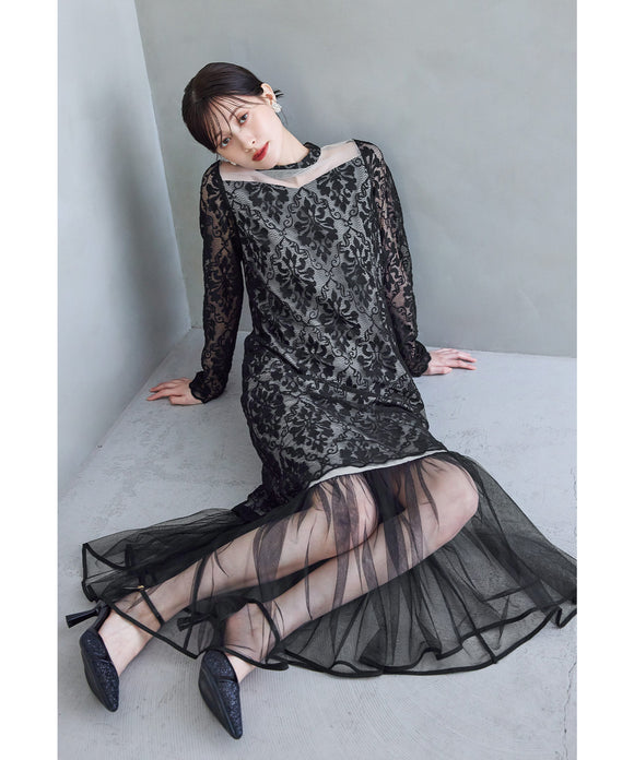 {"color":"\u30d6\u30e9\u30c3\u30af","info":"model\uff1aH166cm size\uff1aM"}