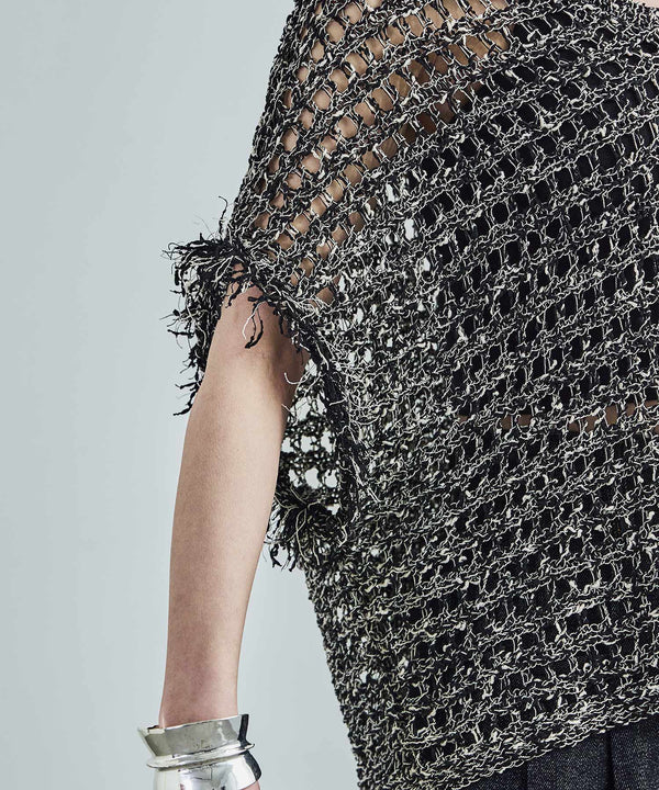 {"color":"","info":""}