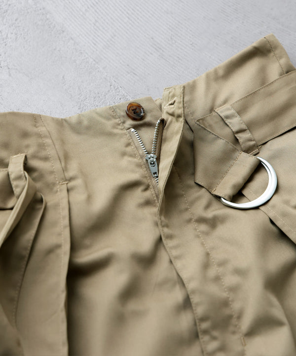 {"color":"","info":""}