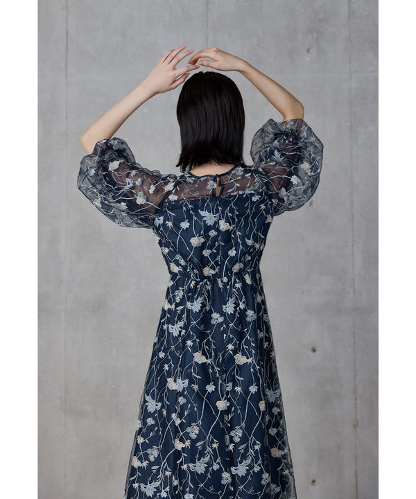 {"color":"\u30cd\u30a4\u30d3\u30fc","info":"model\uff1aH166cm size\uff1aM"}