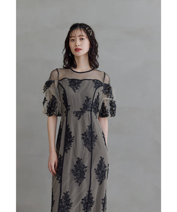 {"color":"\u30d9\u30fc\u30b8\u30e5","info":"model\uff1aH166cm size\uff1aM"}