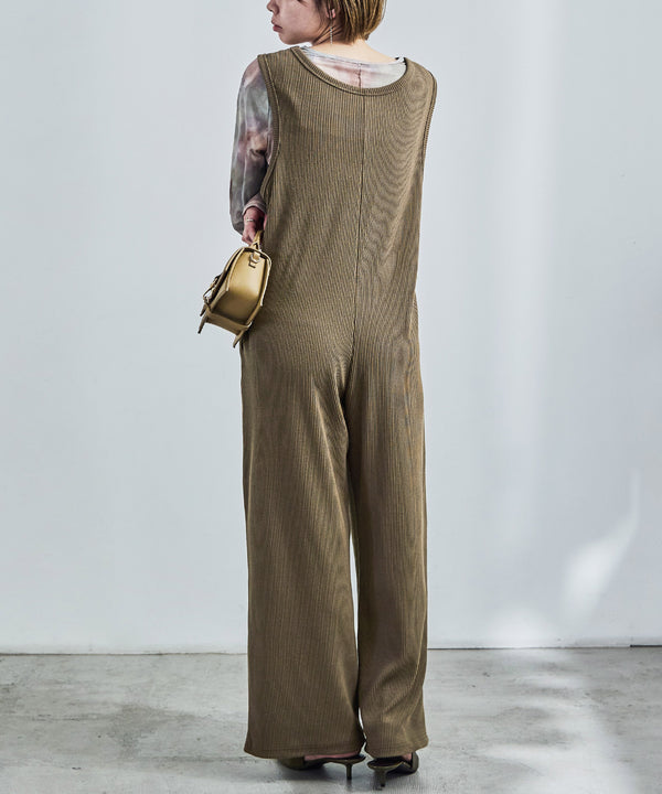 {"color":"\u30ab\u30fc\u30ad","info":"model\uff1aH158cm size\uff1aM"}