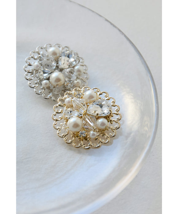 {"color":"\u30b4\u30fc\u30eb\u30c9","info":""}