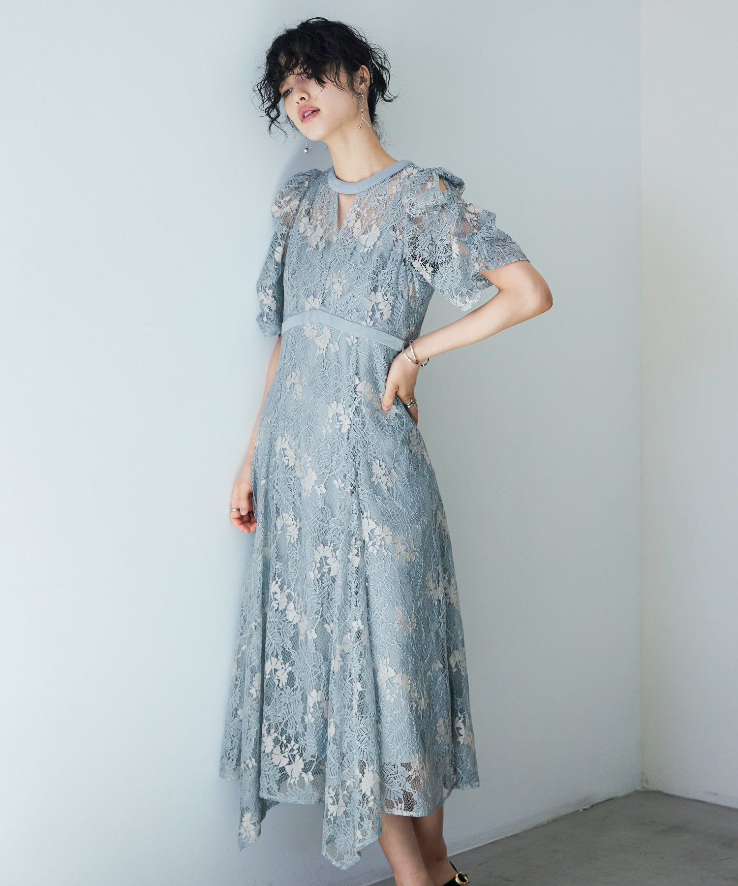 niana★　ニアナ　キーホールネック総レースドレス　結婚式　フォーマルドレス キーホールネック総レースドレス（ドレス）｜niana（ニアナ）の