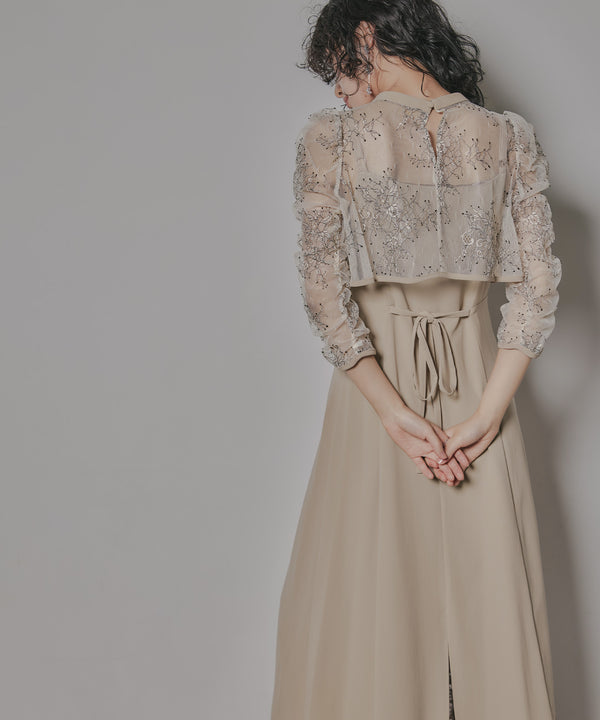 {"color":"\u30d9\u30fc\u30b8\u30e5","info":"model\uff1aH167cm size\uff1aM"}