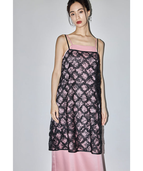 {"color":"\u30ec\u30fc\u30b9\u30d6\u30e9\u30c3\u30af","info":"model\uff1aH165cm size\uff1aM"}