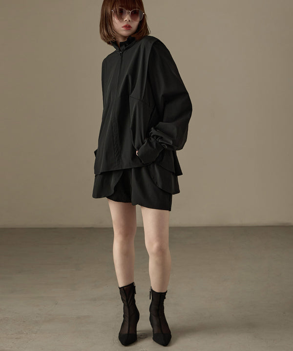 {"color":"\u30d6\u30e9\u30c3\u30af","info":"model\uff1aH158cm size\uff1aM"}