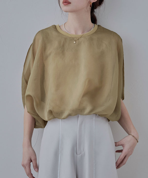{"color":"\u30e2\u30ab","info":"model\uff1aH166cm size\uff1aM"}