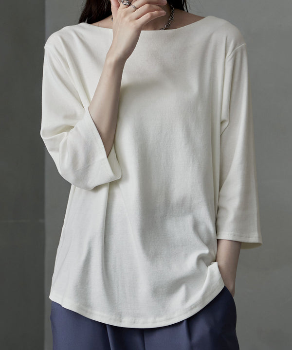 {"color":"\u30aa\u30d5\u30db\u30ef\u30a4\u30c8","info":"model\uff1aH170cm size\uff1a4L"}