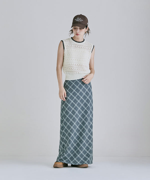 {"color":"\u30aa\u30d5\u30db\u30ef\u30a4\u30c8","info":"model\uff1aH166cm size\uff1aF"}