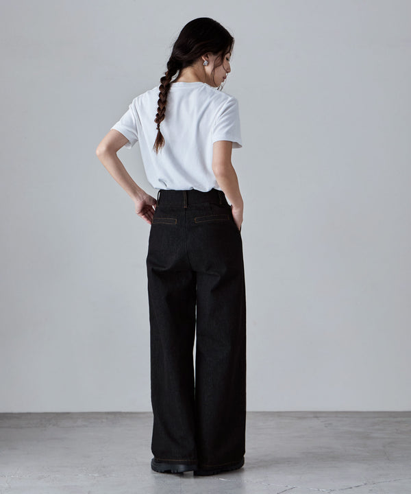 {"color":"\u30d6\u30e9\u30c3\u30af","info":"model\uff1aH166cm size\uff1aS"}