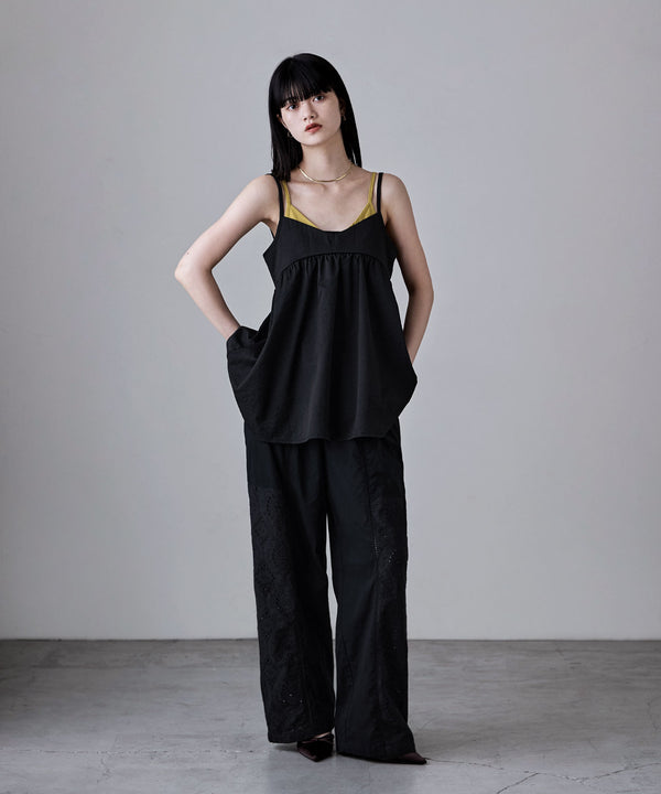 {"color":"\u30d6\u30e9\u30c3\u30af","info":"model\uff1aH163cm size\uff1aM"}