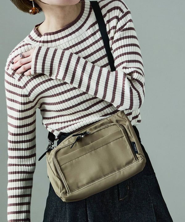 {"color":"\u30e2\u30ab","info":""}