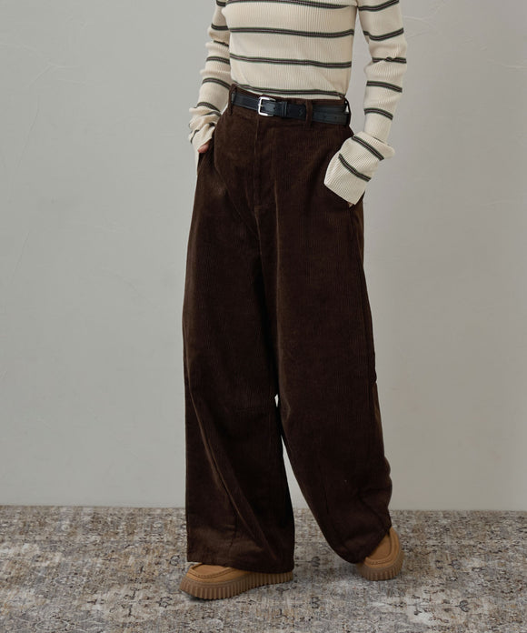 {"color":"\u30d6\u30e9\u30a6\u30f3","info":"model\uff1aH163cm size\uff1aF"}