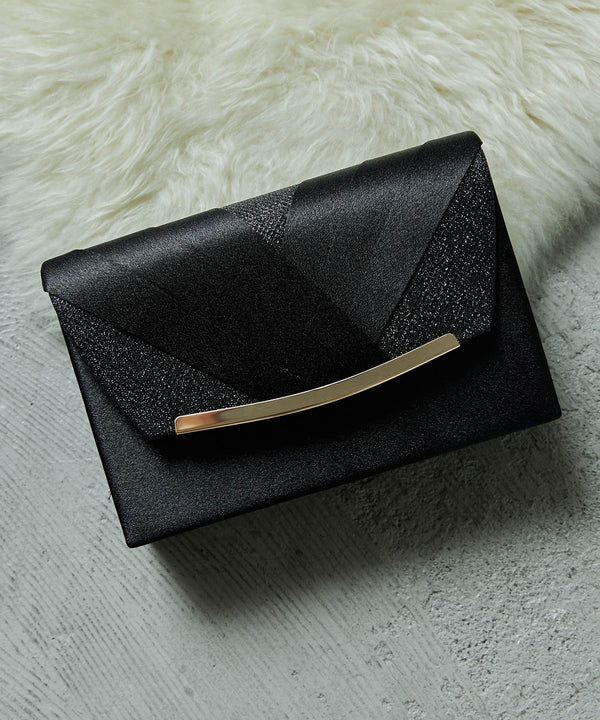 {"color":"","info":""}