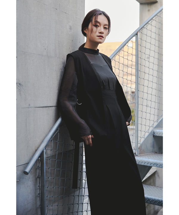 {"color":"\u30d6\u30e9\u30c3\u30af","info":"model\uff1aH165cm size\uff1aM"}